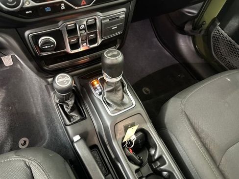 Used 2023 Jeep Wrangler Unlimited w/ Cold Weather Group image 20