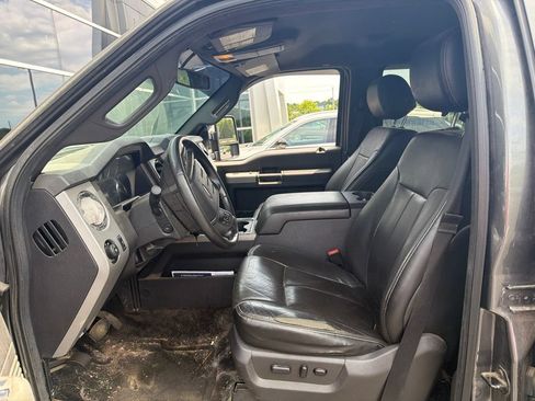 Used 2015 Ford F250 Lariat w/ Chrome Package AWD/4WD image 5