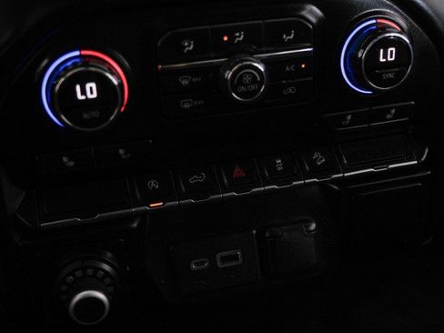 Used 2019 Chevrolet Silverado 1500 LT image 23