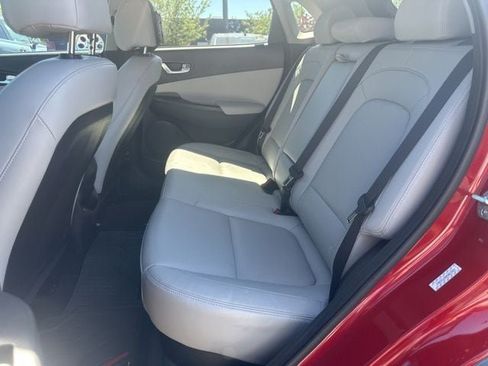 Used 2022 Hyundai Kona Limited AWD/4WD image 13