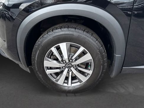 Used 2023 Nissan Pathfinder SL w/ Lighting Package (N92) AWD/4WD image 12