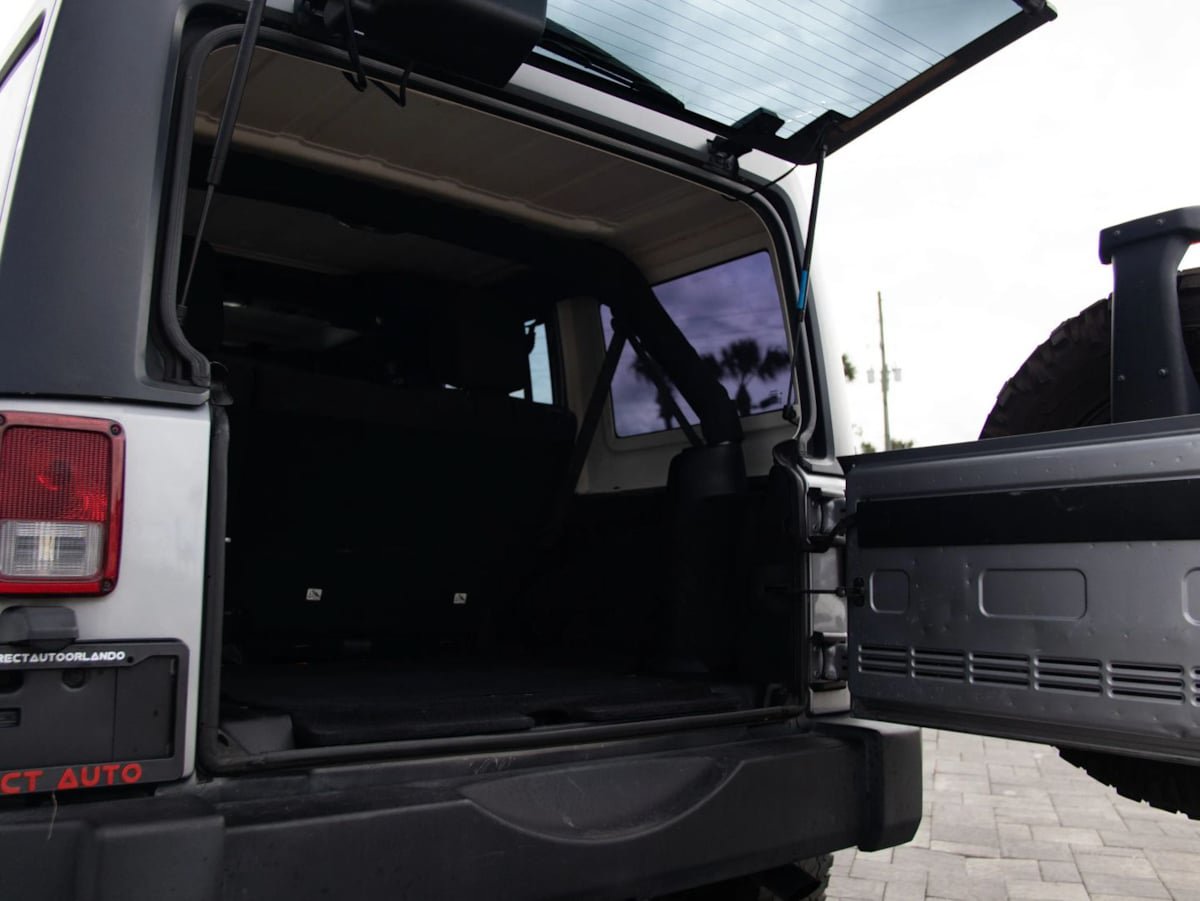 Used 2014 Jeep Wrangler Unlimited Sport AWD/4WD image 12