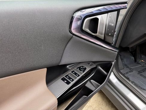 Used 2026 BMW X3 xDrive30 image 11