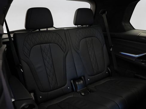 Used 2024 BMW ALPINA XB7 AWD/4WD image 8