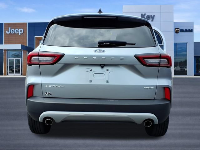Used 2024 Ford Escape Active AWD/4WD image 4