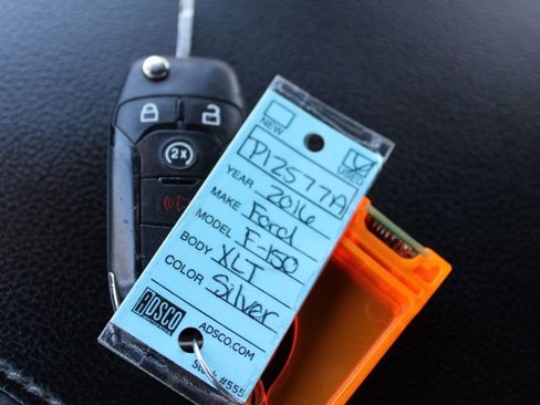 Used 2016 Ford F150 XLT w/ Equipment Group 302A Luxury image 31