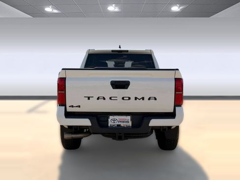 Used 2024 Toyota Tacoma TRD Off-Road AWD/4WD image 10