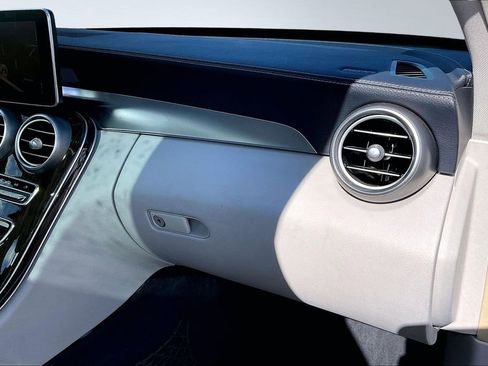 Used 2015 Mercedes-Benz C 300 4MATIC Sedan w/ Driver Assistance Package image 17