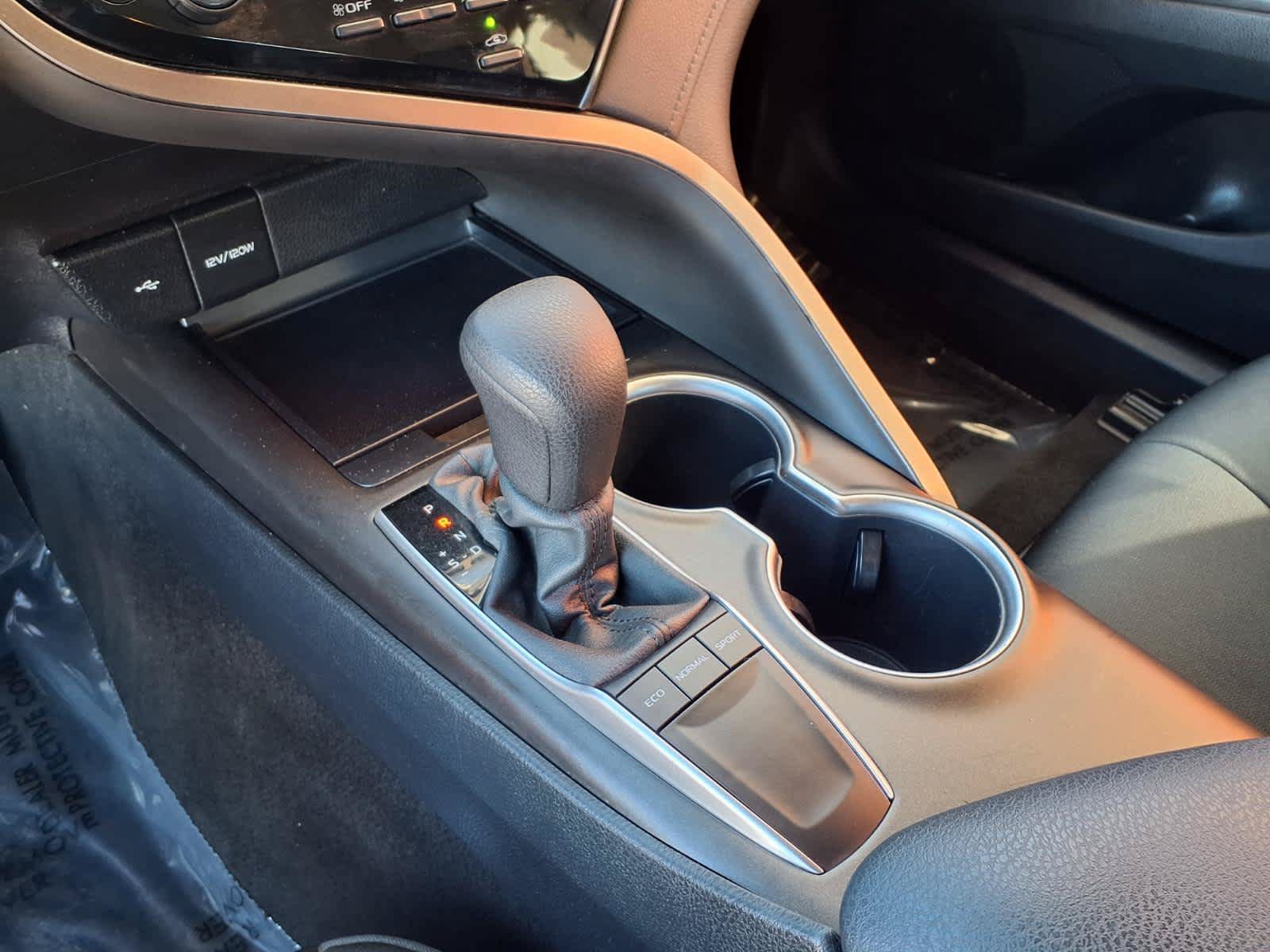 Used 2022 Toyota Camry LE FWD image 24