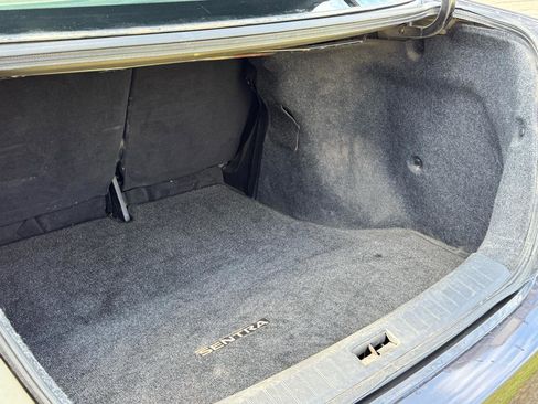 Used 2013 Nissan Sentra SR w/ Electronics Pkg image 18