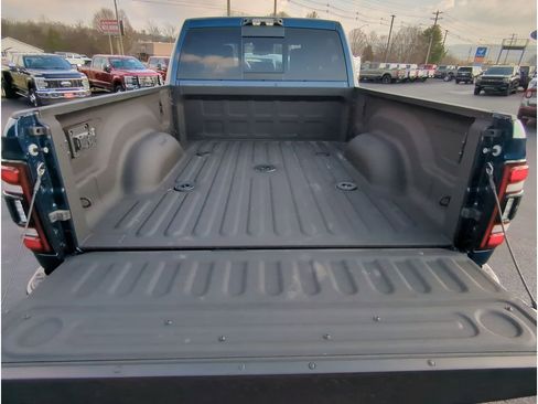 Used 2024 RAM 2500 Limited image 29