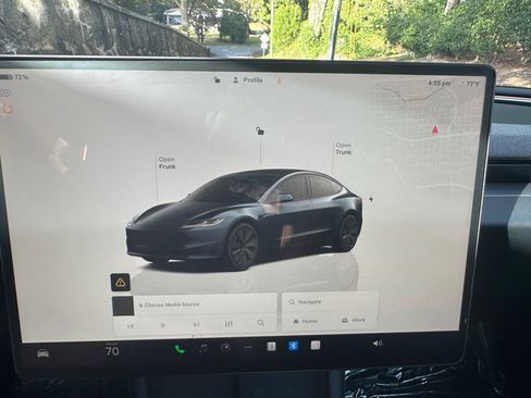 Used 2024 Tesla Model 3 image 28