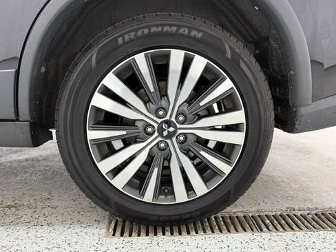 Used 2019 Mitsubishi Outlander SEL image 30