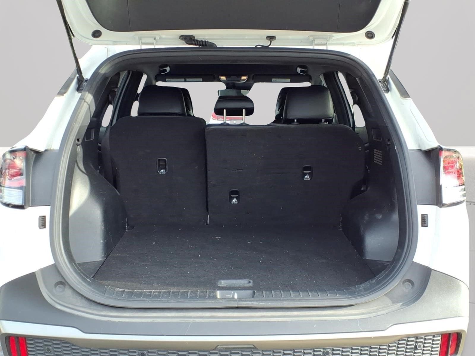 Used 2023 Kia Sportage X-Line AWD/4WD image 8
