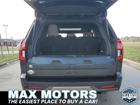 Used 2025 Ford Expedition King Ranch image 7