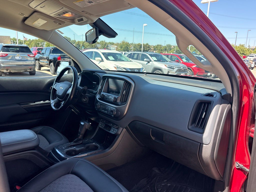Used 2018 Chevrolet Colorado Z71 AWD/4WD image 23