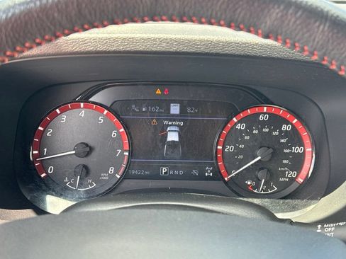 Used 2024 Nissan Frontier PRO-4X w/ Technology Package AWD/4WD image 42