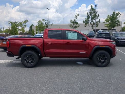 New 2025 GMC Canyon Elevation w/ Convenience Package image 4