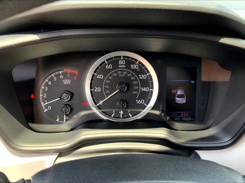 Used 2021 Toyota Corolla LE image 24