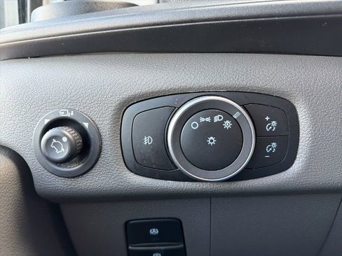 Used 2023 Ford Transit 350 XLT RWD image 18