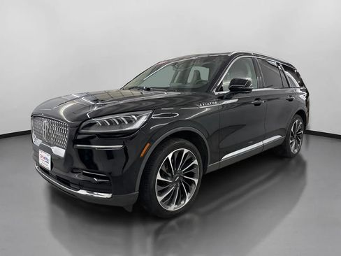 Used 2023 Lincoln Aviator Reserve w/ Equipment Group 201A AWD/4WD image 4