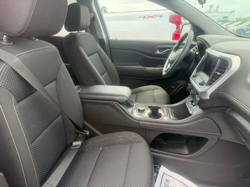 Used 2023 GMC Acadia SLE w/ Driver Convenience Package AWD/4WD image 8