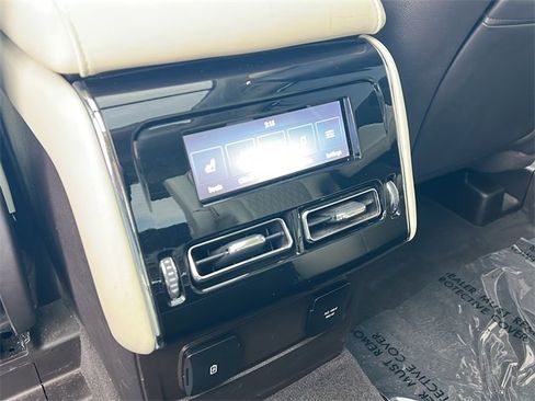 Used 2023 Lincoln Aviator Black Label w/ Jet Package image 15