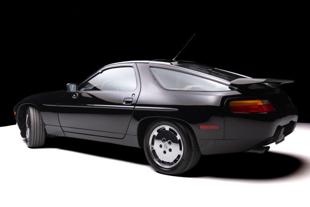 Used 1989 Porsche 928 S4 RWD image 18