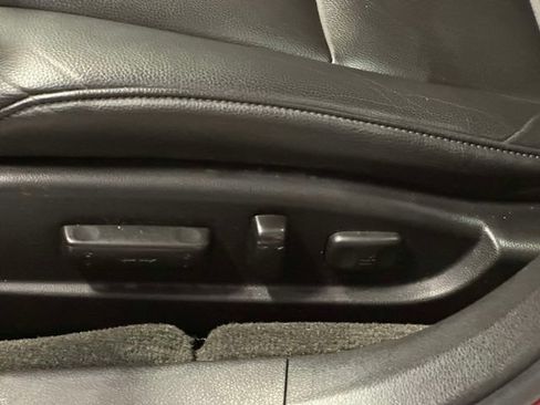 Used 2018 Acura TLX FWD image 15