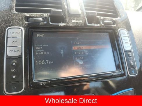 Used 2014 Nissan Leaf SV w/ LED & Quick Charge Package FWD image 11