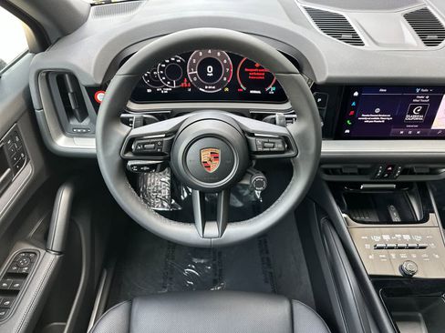 New 2026 Porsche Cayenne AWD/4WD image 15
