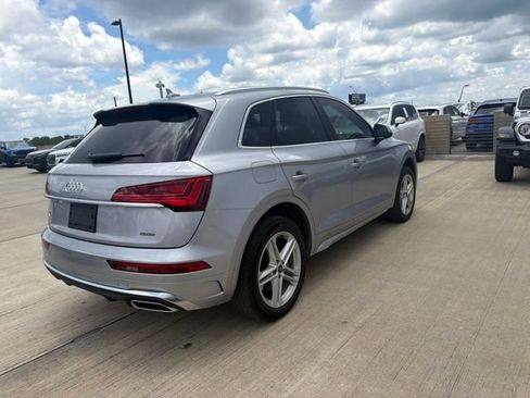 Used 2025 Audi Q5 e Premium AWD/4WD image 3