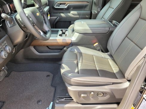 New 2026 Chevrolet Silverado 3500 High Country w/ High Country Premium Package AWD/4WD image 15