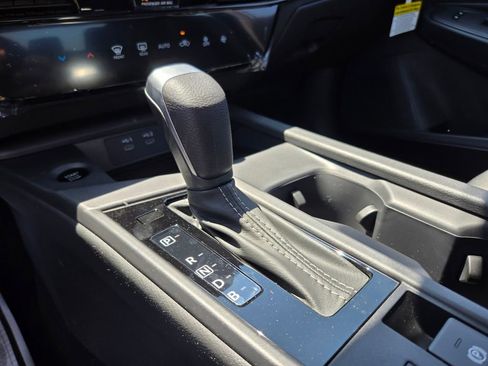New 2026 Nissan Sentra SV w/ Floor Mat Package FWD image 8