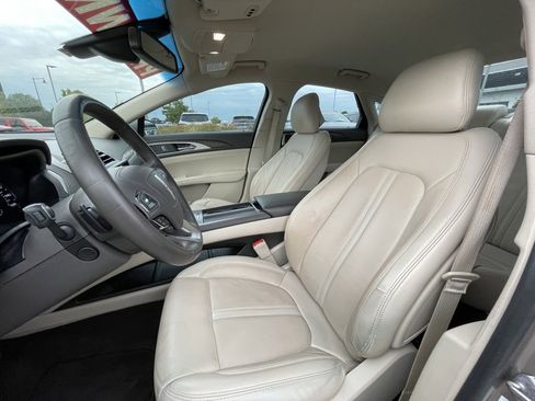 Used 2019 Lincoln MKZ Reserve image 21