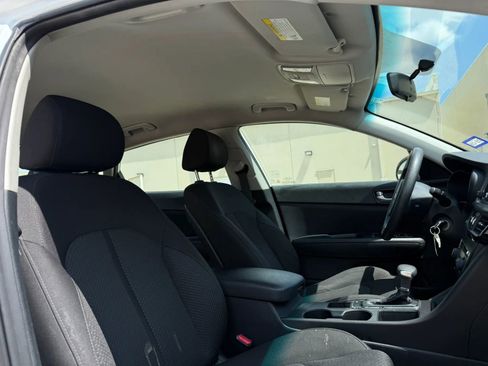 Used 2016 Kia Optima LX FWD image 15