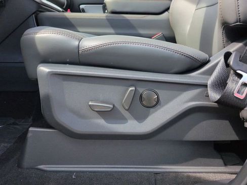 New 2025 Ford Expedition Max Active image 20