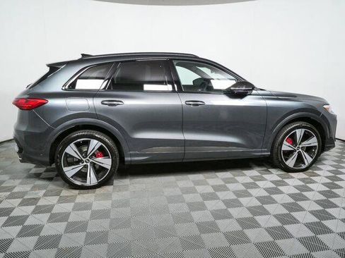 New 2026 Audi SQ5 Prestige AWD/4WD image 2