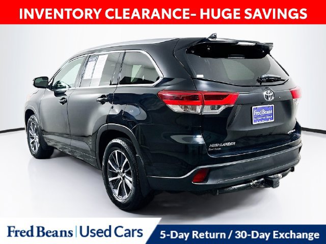 Used 2017 Toyota Highlander XLE AWD/4WD image 7
