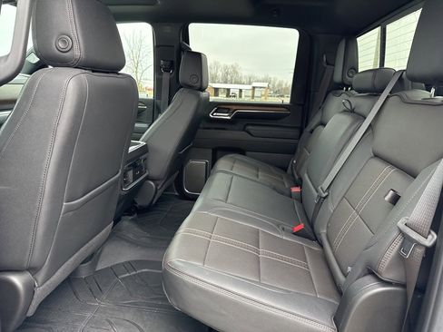 Used 2024 Chevrolet Silverado 3500 High Country w/ High Country Premium Package image 28