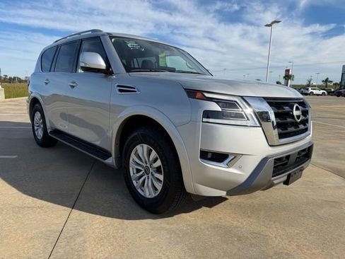 Used 2024 Nissan Armada SV image 7