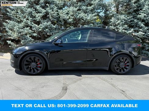 Used 2023 Tesla Model Y Performance AWD/4WD image 4