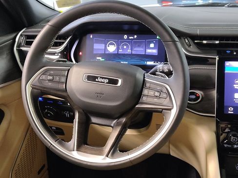 Used 2022 Jeep Grand Cherokee Limited 4xe w/ Luxury Tech Group II image 22