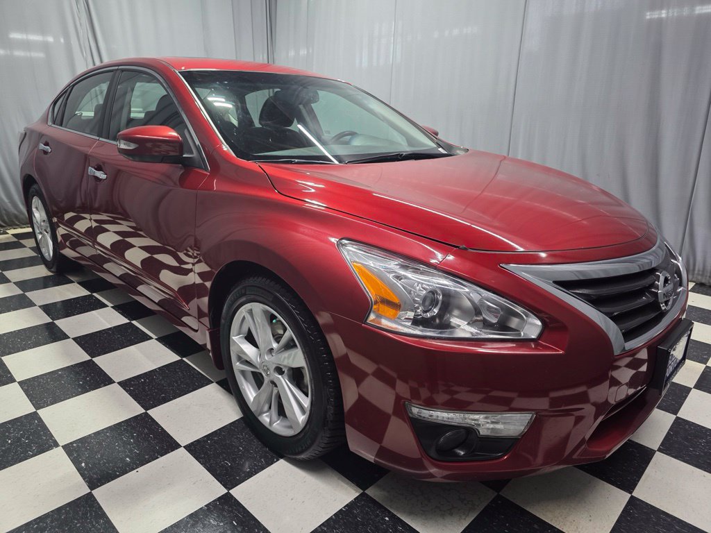 Used 2014 Nissan Altima 2.5 SV w/ Convenience Package FWD image 3