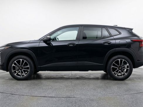 Used 2025 Chevrolet TrailBlazer LT image 5