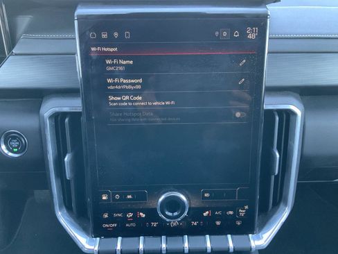 Used 2024 GMC Acadia Elevation image 40