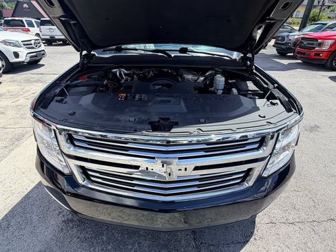 Used 2016 Chevrolet Suburban LTZ RWD image 11