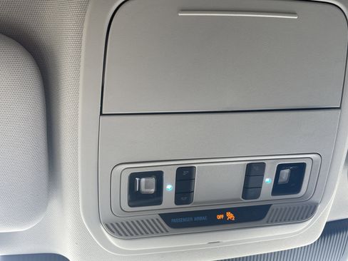 New 2025 Ford Explorer Active image 35