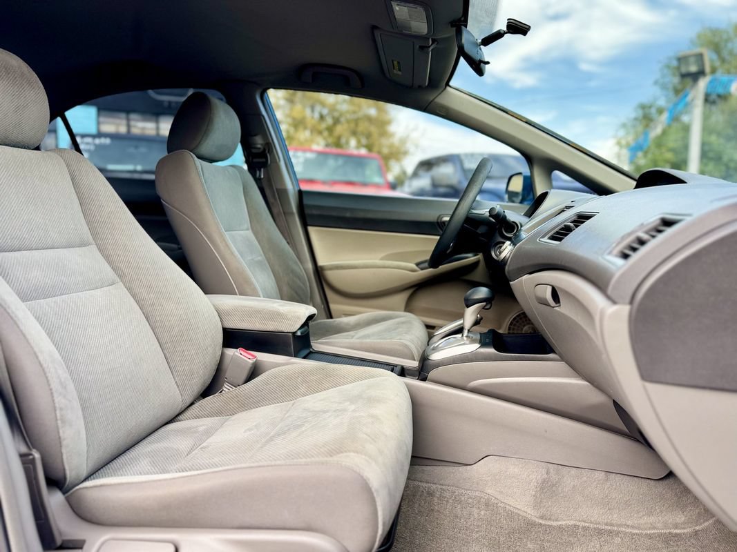 Used 2011 Honda Civic LX image 9