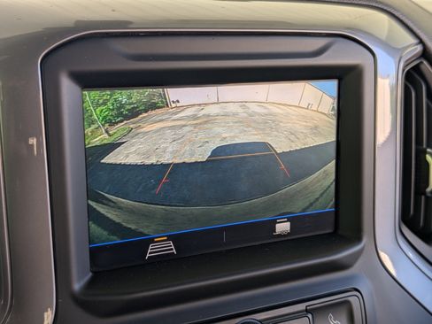 Used 2022 Chevrolet Silverado 1500 Custom image 26